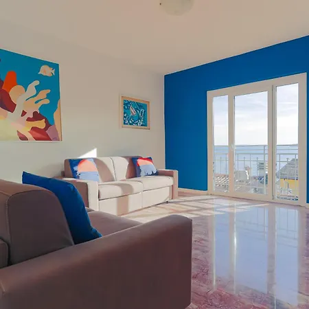 Magnifica Terrazza - View Апартаменти *
